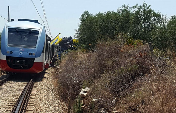 Scontro tra treni in Puglia - VVFF