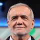 L’Iran sceglie il riformista Pezeshkian come nuovo presidente