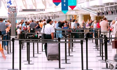 Ritorno limite 100 ml per liquidi nei bagagli a mano: critiche e disagi sui social