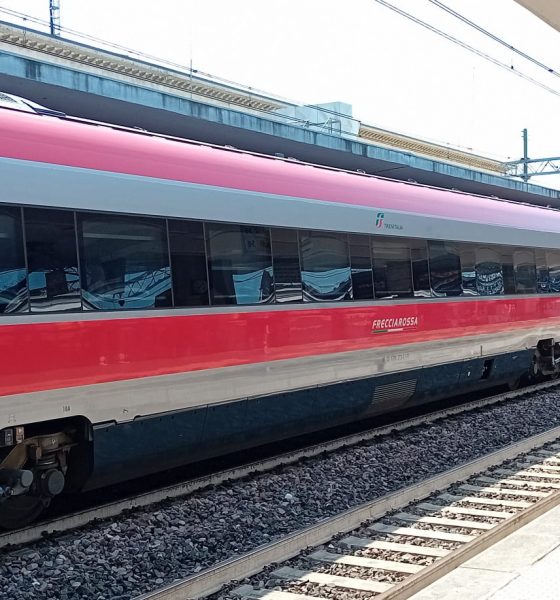 Alta velocità Milano-Bologna rallentata: ritardi fino a 60 minuti per persone sui binari