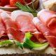 Prosciutto crudo: effetti positivi su pressione e colesterolo in soggetti a rischio cardiovascolare