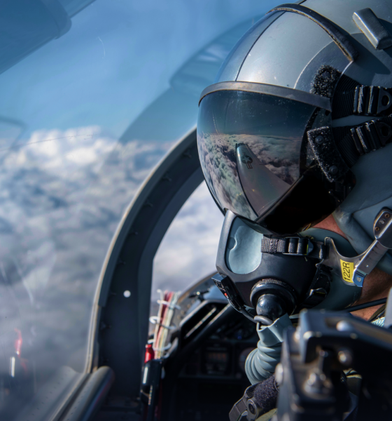 Missili su Israele, raid Usa sull’isola di Kharg in Iran