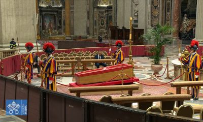LIVE VIDEO Pope Francis, still thousands of faithful at St Peter’s. Last day of Ostension