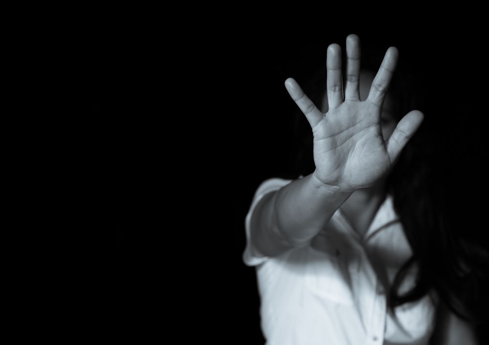 violenza sessuale a genova