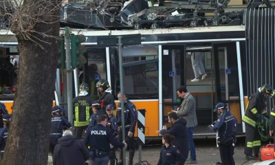 Deraglia tram linea 9 a Milano: 2 morti e 48 feriti, conducente ha avuto malore  VIDEO