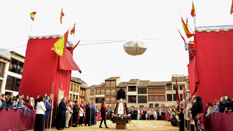 Bajada del Ángel a Peñafiel in Spagna, la tradizione di Pasqua – Gallery