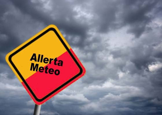 Allerta meteo gialla in sette regioni: piogge e venti forti