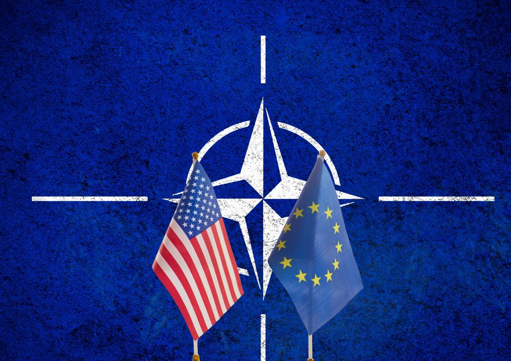 Il Trump che abbaia, non morde… Nato, la minaccia del disimpegno è solo una leva negoziale