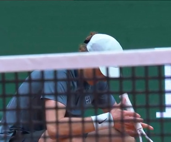 Sinner batte Alcaraz e trionfa a Montecarlo: è anche numero 1 Atp VIDEO